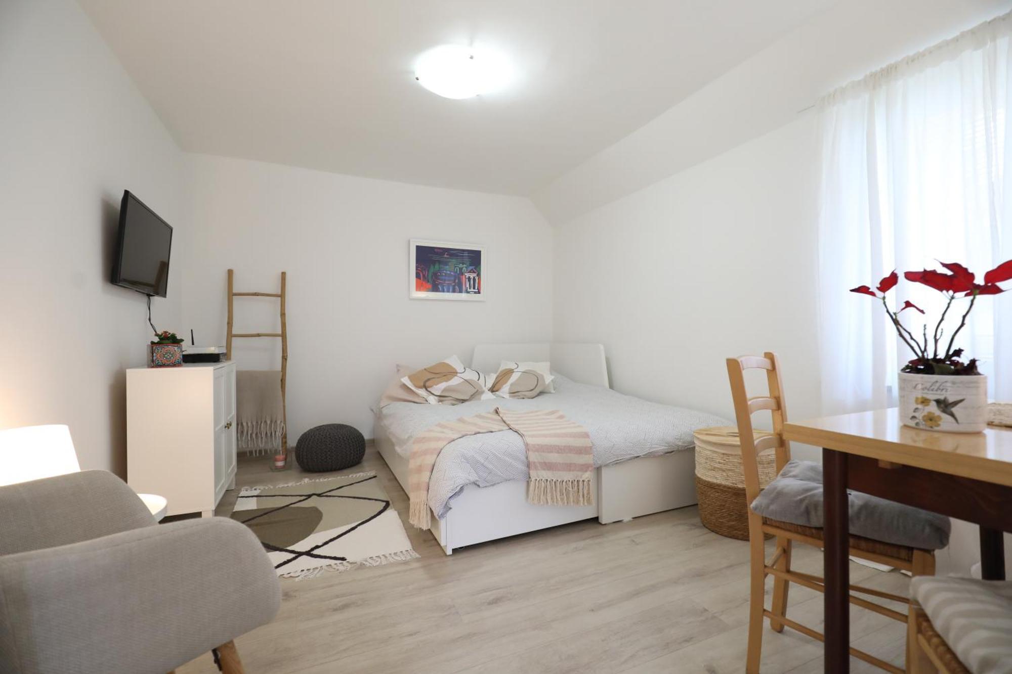 Apartment Mir Pula Exterior photo